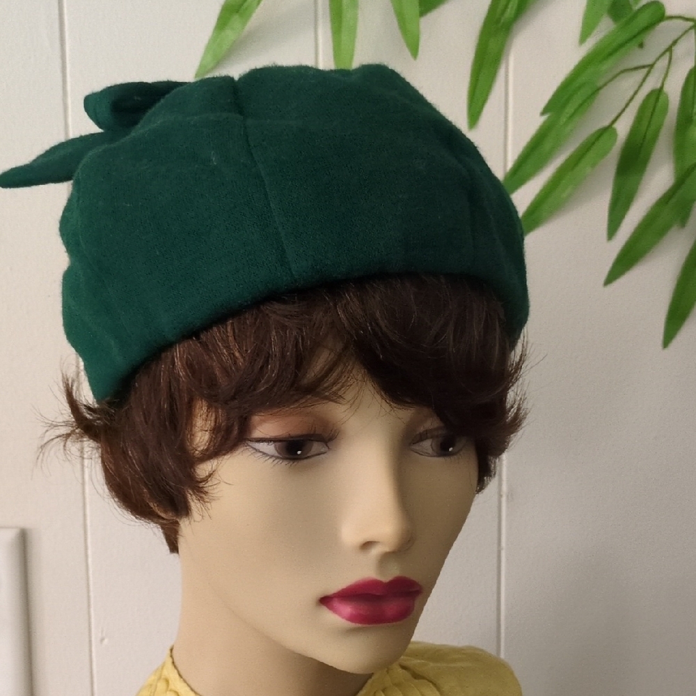 Emerald Green Vintage Beret- Girls scout Meets Moonrise Kingdom